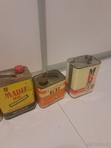 Staré plechovky od oleje trysk, bezina, proplách, madit 8 ku - 5