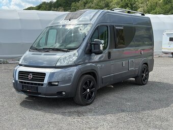 Obytná vestavba Adria Twin Active, tažné zařízení, kola R20 - 5