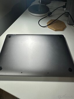 MacBook Pro (13palcový, 2017, čtyři porty Thunderbolt 3) - 5