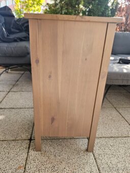 Skříňka Hemnes - noční stolek - 5