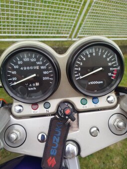 Suzuki GS500E - 5