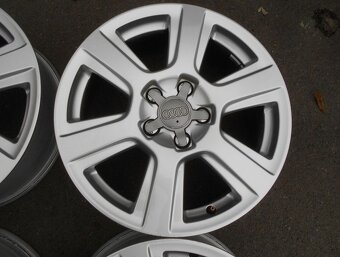 Alu disky originál Audi 17", 5x112, ET 33, šíře 7J - 5