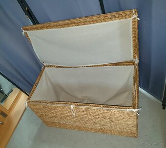 Truhla- koš z vodního hyacintu - 5