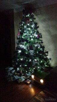 Prodám umělý vánoční stromeček full size věrná replika 2,5m - 5