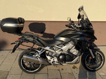 Honda Crossrunner VFR 800X - 5