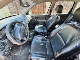 Ford Focus kombi MK1 - 5
