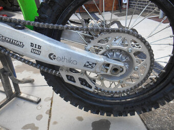 Kawasaki KX450 F 2022 - 5