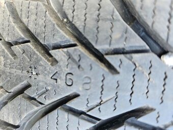 2x zimní pneu Nokian Snowproof P 225/45/17, 7-8 mm, DOT 2121 - 5