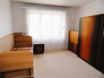 Prodej bytu 2+1, 56 m2 - Beroun-Město, ev.č. 00054 - 5