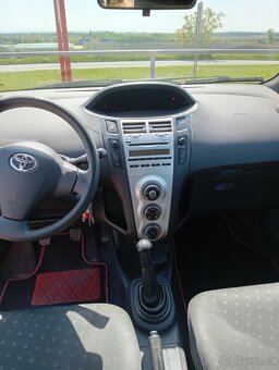 Toyota Yaris 1.0 51kw - 5