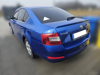 Škoda Octavia 3, 2.0 TDI 110 kw - sedan - modrá, tažné - 5