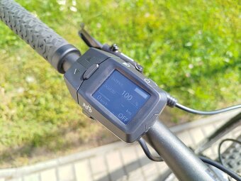 NOVÝ KELLYS Theos R50 LTD 29"/27.5" 725Wh - 5