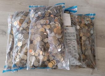 Staré mince v mincovním pytli 8 kg - 5