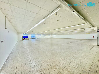 Pronájem, obchodní prostor 1200 m2, Kraslice, 5. Května - 5