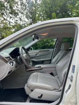 Mercedes Benz AMG E350 - 5