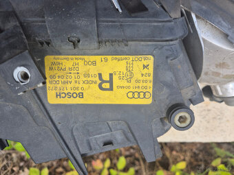 Přední světla Audi A8 D2 - 5
