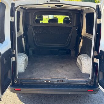 Renault Trafic, 1.6 dCi, L2H1 6 míst, Kombi - 5