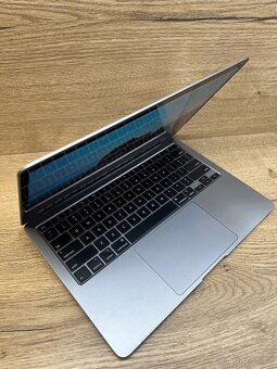 Apple MacBook Air 2020 - 5