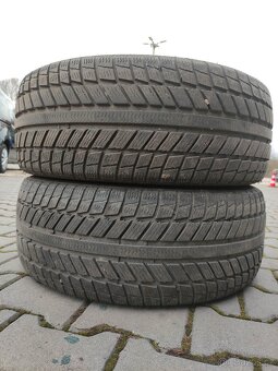 Zimní pneu 235/55/17 - 5