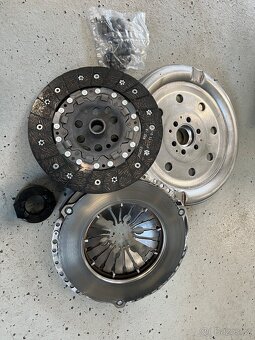 Spojkový set LUK 600 0006 00 - 5