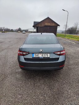 Škoda Superb 3,2.0 TDI,4x4 - 5