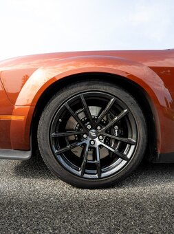 Dodge Challenger 392 6,4L T/A WB Cinamon Stick - 5