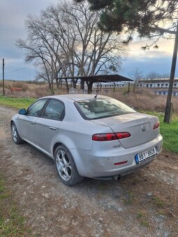 ALFA ROMEO 159 + ALU R18 - 5