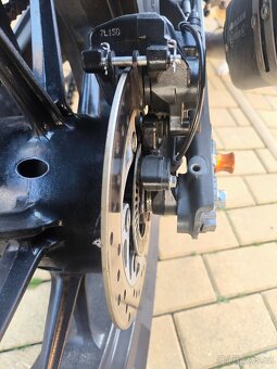 KTM DUKE 125 2019 ČR - 5