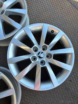 Prodám Org. Alu Škoda 5x100 R16 ET38 - 5