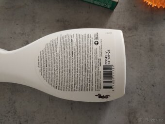 Hračky a pipeta, sprej na blechy a klíšťata pro menšího psa - 5