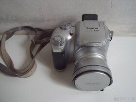 Foto FUJI FILM S304 - 5