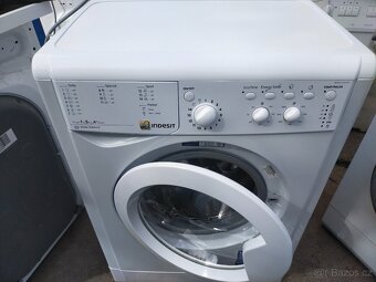 Prodám pračku Indesit 5 kg, A+. Zdarma Dovezu - 5