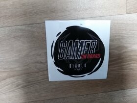 Diablo chairs PACK (náramek, klíčenka, samolepky) - 5