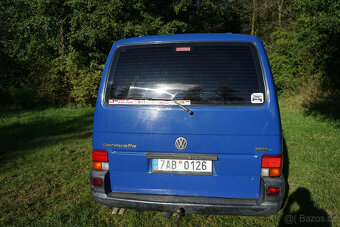 Volkswagen Caravelle T4 2,5 TDi 75 kW, 9 míst - 5