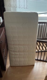 Dětská postýlka 120x60 + matrace a komoda - 5