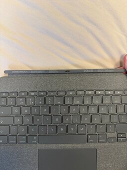 Logitech Combo Touch pro iPad pro 12.9 - 5