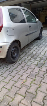 Fiat punto 1.3 jtd multijet 2004 - 5