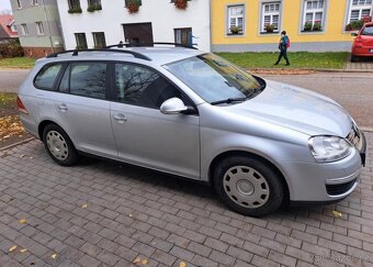 Volkswagen Golf 1,9 TDI nafta manuál 77 kw - 5