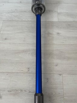 Tyčový a ruční vysavač Dyson V11 Absolute - 5