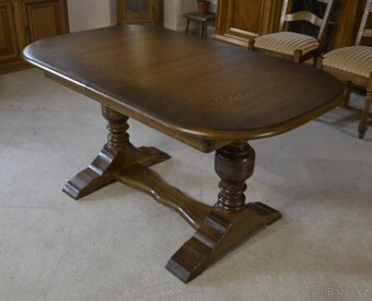 Dubový, rozkládací, rustik. jídelní set a 3 židle+ křesílko. - 5