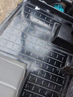 Gumová rohož Zetor 5511, 5611, 5711, 5745, 6711, 6745 ,6911. - 5