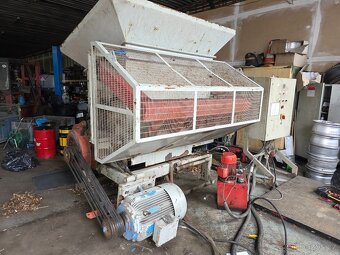 Jednohřídelový drtič - 5