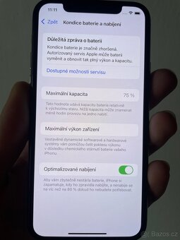 Apple iPhone 11 pro 256 GB zlatá, baterie 75 % - 5