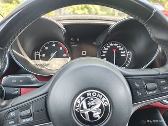 Alfa Romeo Giulia 2.2jtd 2017 - 5