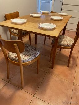 Jídelní stůl a židle Ton - 5