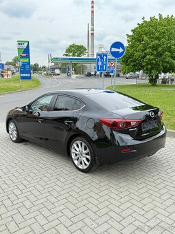 Mazda 3 sedan 2.2 skyactiv-D 110kw—2015–MANUÁL—KŮŽE—BOSE— - 5