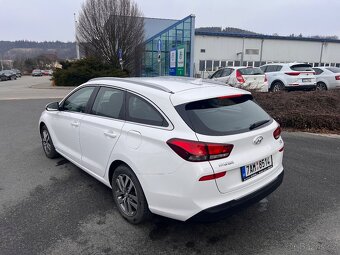 Hyundai i30 combi 1.6CRDI 85kw Style dph 41tkm - 5
