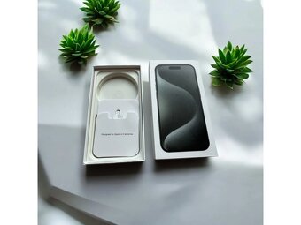 iPhone 16 Pro 256 gb - Zánovní - TOP stav - Záruka - 5