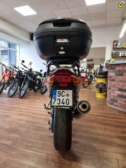 Honda VFR 800 - 5