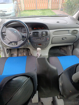 Renault Scénic 1.9 Dci 75 kW - 5